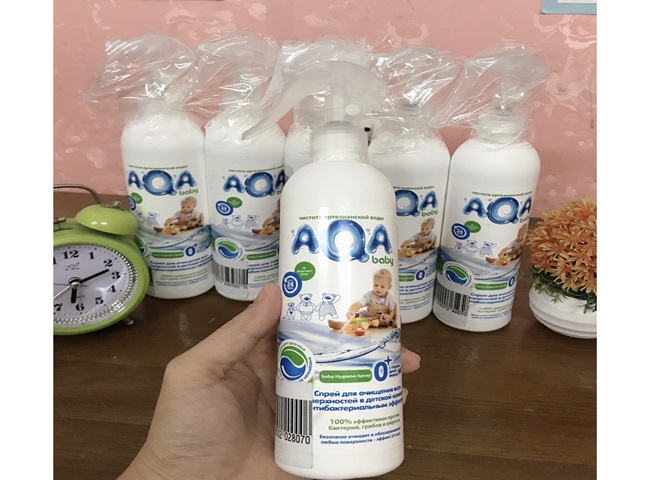 Chai xịt khử tr&ugrave;ng kh&ocirc;ng kh&iacute; Aqua 300ml hiệu quả
