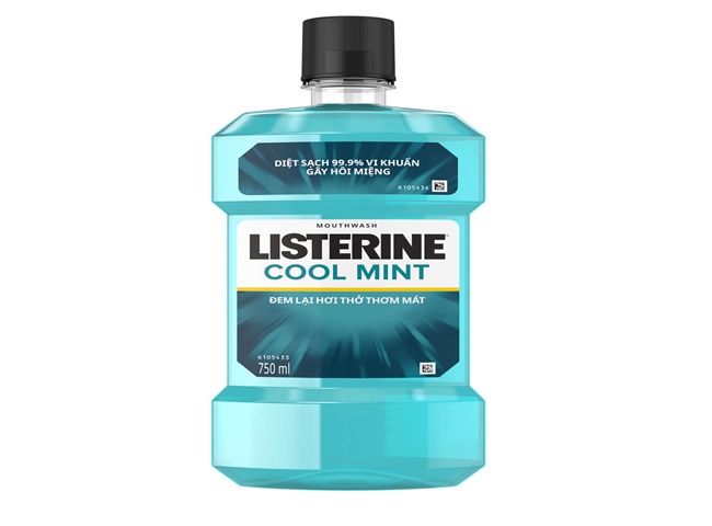D&ugrave;ng Listerine để khử m&ugrave;i h&ocirc;i nước tiểu m&egrave;o
