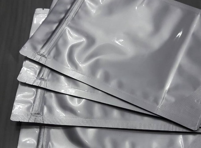 Bảo quản bột gạo bằng t&uacute;i zip tiện lợi