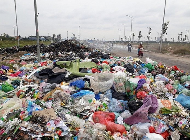 Dịch vụ thu gom r&aacute;c thải sinh hoạt với quy tr&igrave;nh chuy&ecirc;n nghiệp