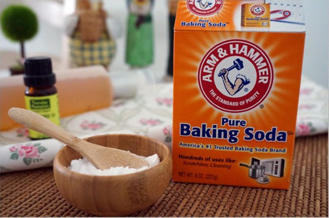 Sử dụng baking soda v&agrave; giấm ăn