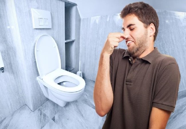 Hướng khắc phục tình trạng bồn cầu mới xây bị hôi đơn giản