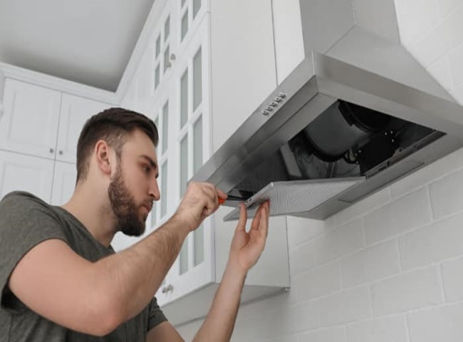 Lựa chọn c&aacute;c loại quạt h&uacute;t kh&iacute; được l&agrave;m từ vật liệu bền